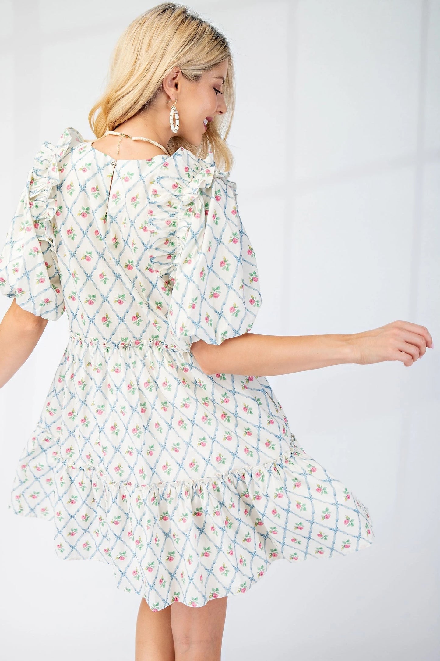 GIGIO - Round Neck Mini Babydoll Dress with Puff Sleeves and Ruffle Details