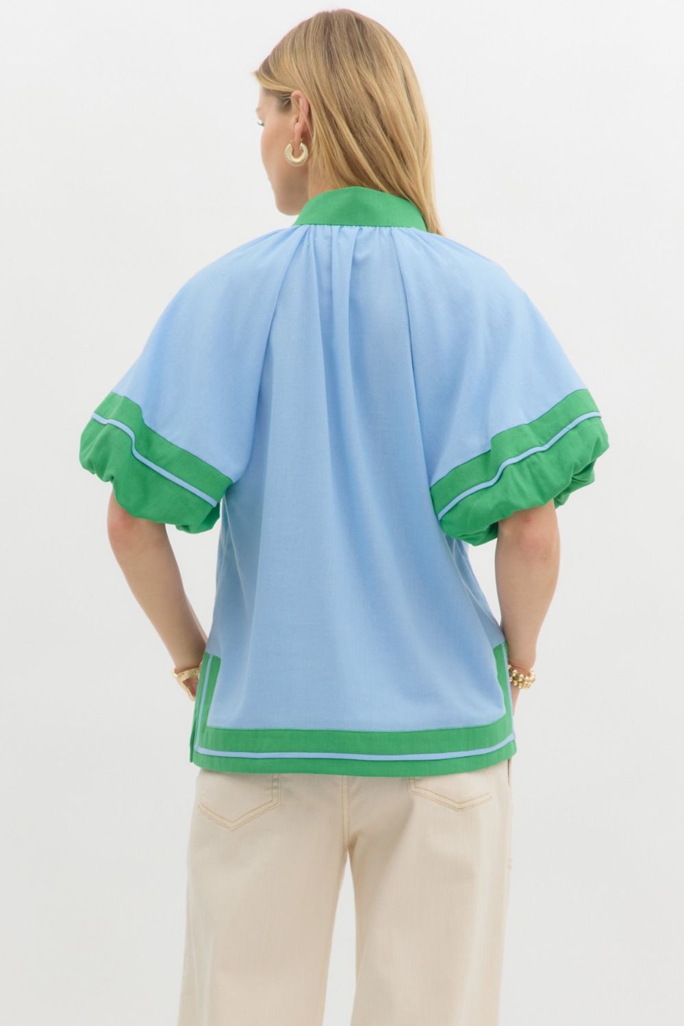 CONTRAST ACCENT TOP