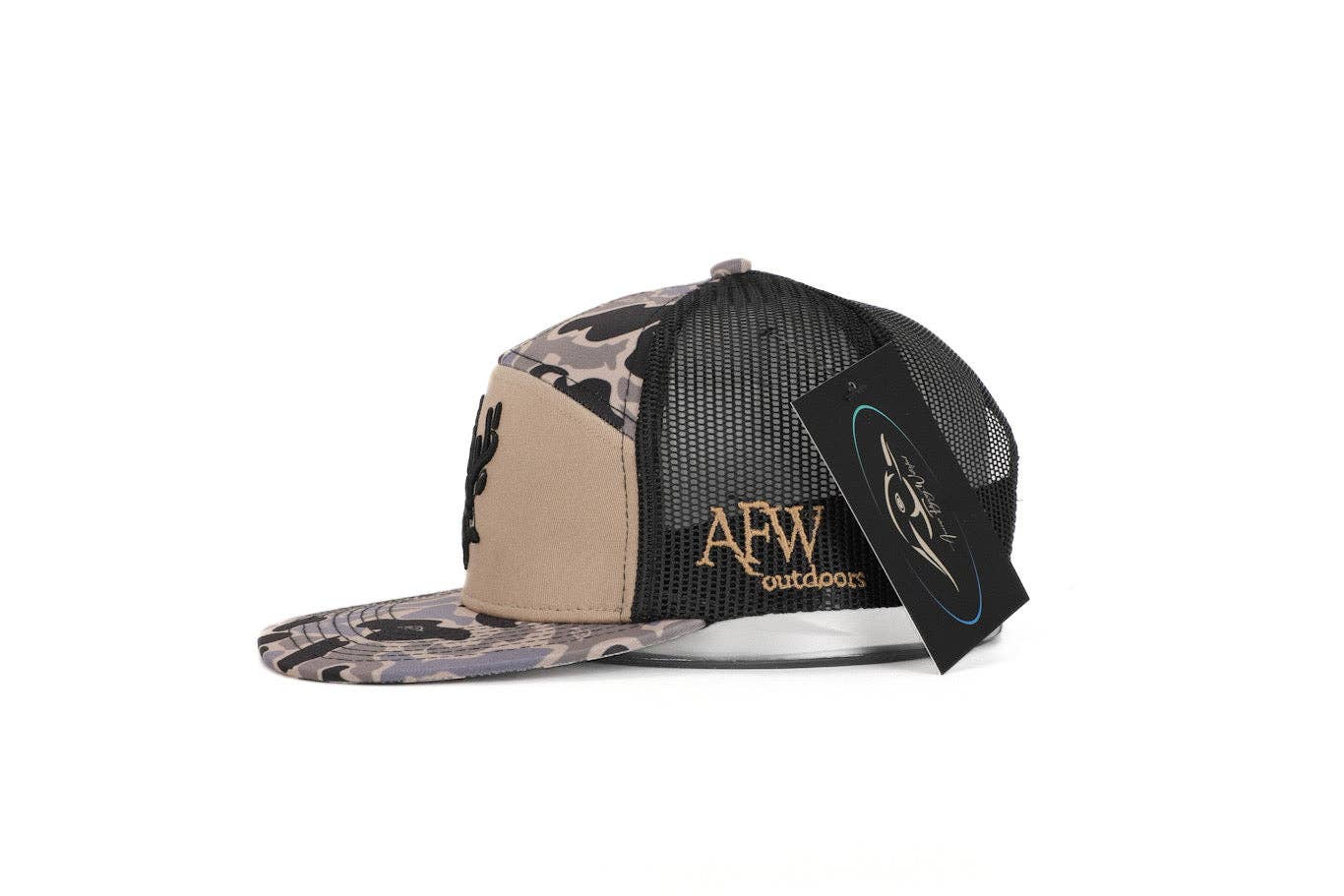 American Flyway Waterfowl - Deer 7 Panel Hardwoods II AFW Style w- 3 D Puff and Black Mesh